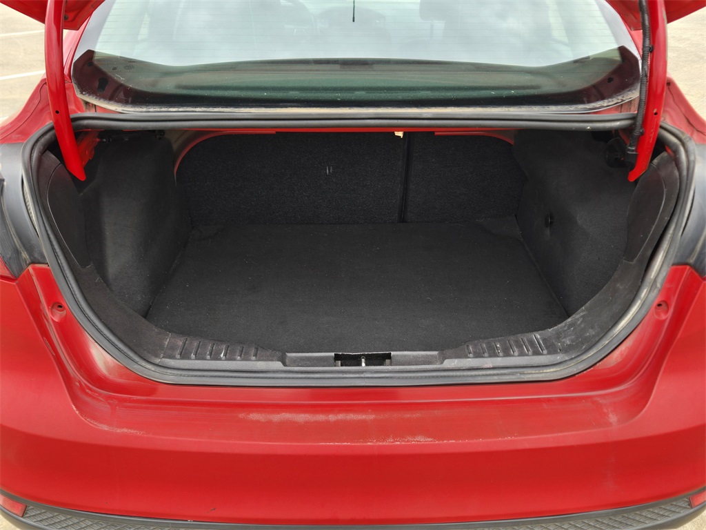 2016 Ford Focus SE Red at Durrett Motor Company