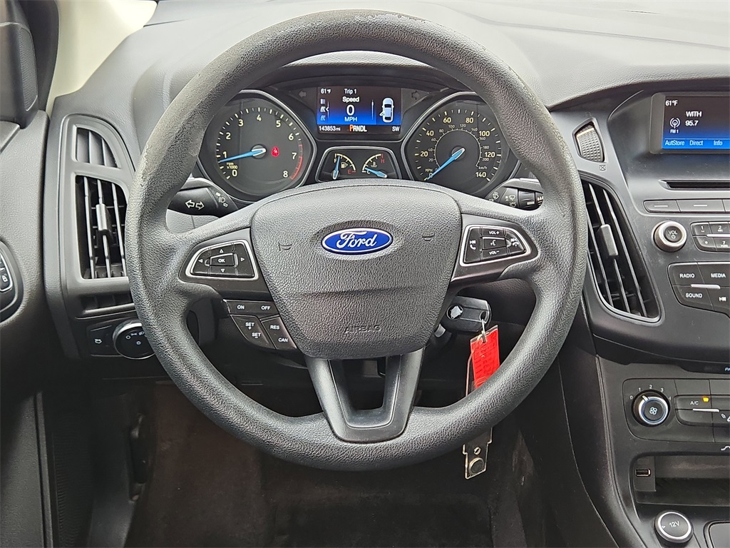 2016 Ford Focus SE Red at Durrett Motor Company