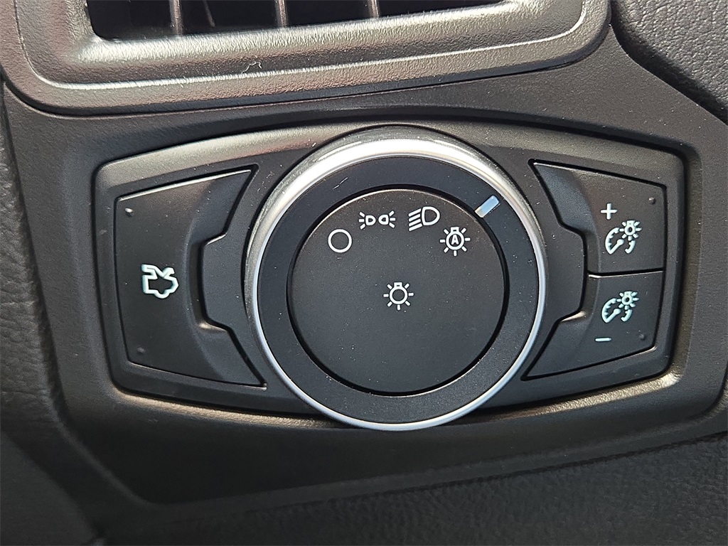 2016 Ford Focus SE Red at Durrett Motor Company