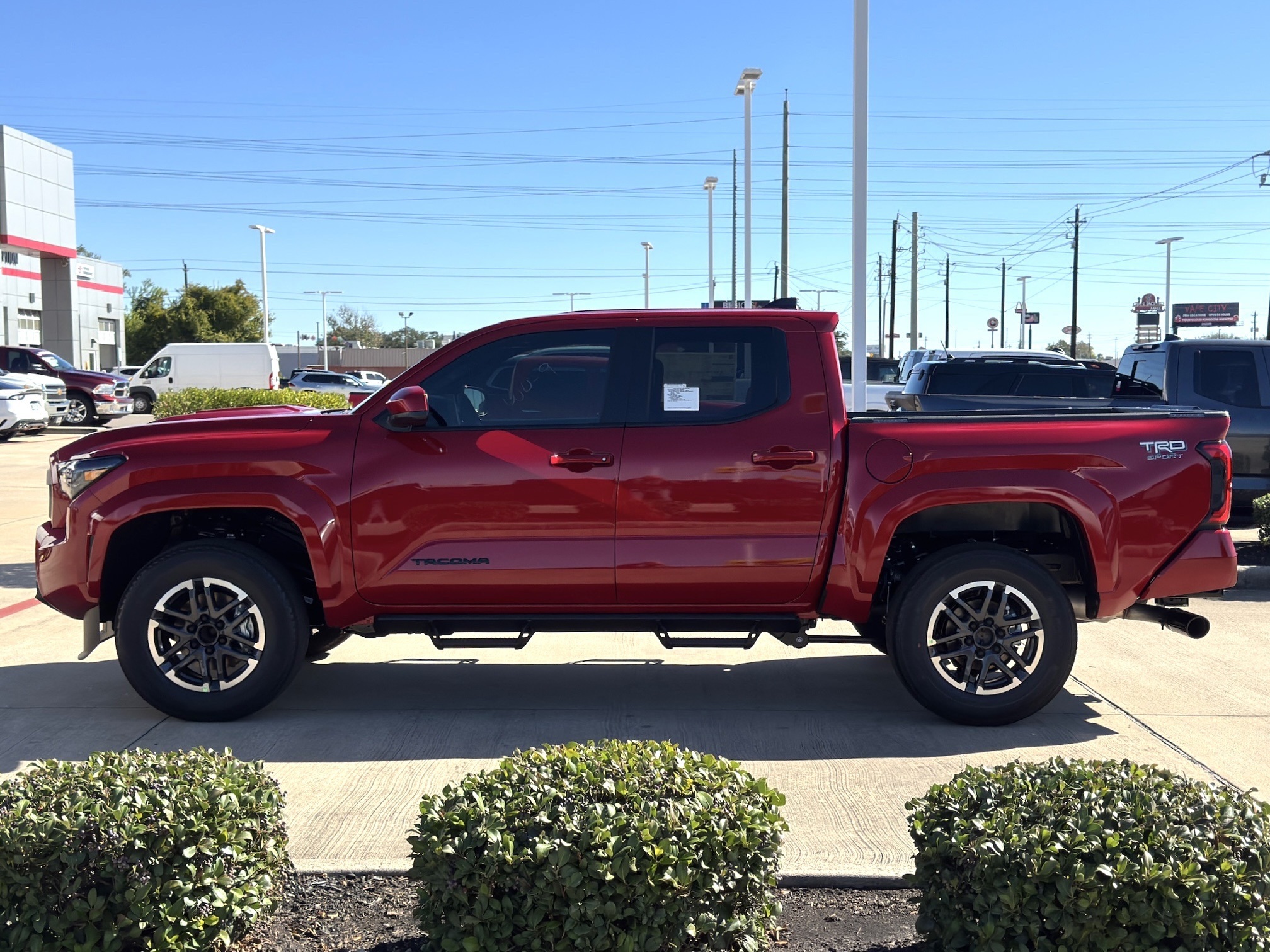 2025 Toyota Tacoma TRD Sport - 9