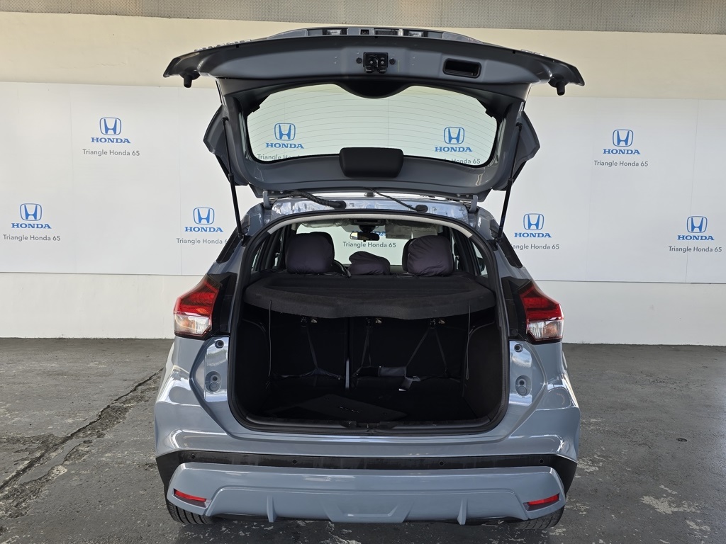 Thumbnail: 2021 Nissan Kicks - 27