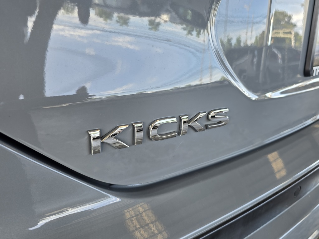 Thumbnail: 2021 Nissan Kicks - 28