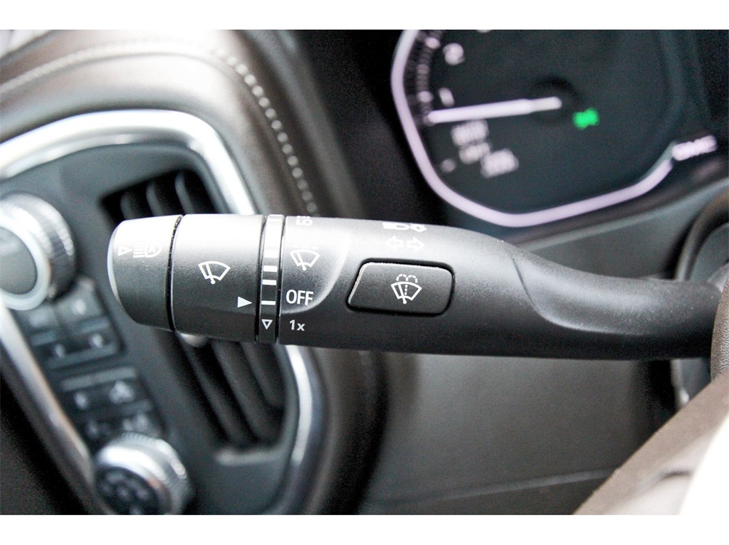 2021 GMC Sierra 1500 SLT White at AutoSavvy Houston Northwest