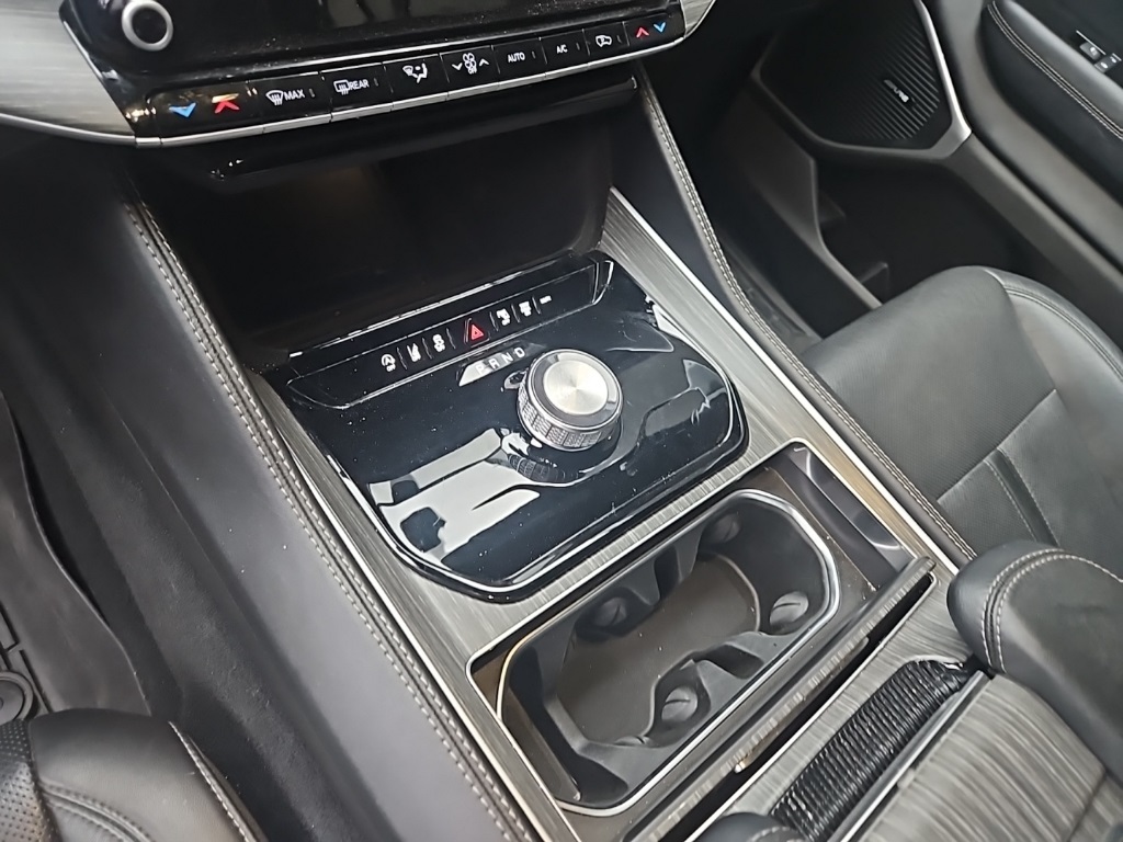 Used Car 2024 Jeep Wagoneer  Series Ii For Sale Under $40,000 In San Marcos, Texas