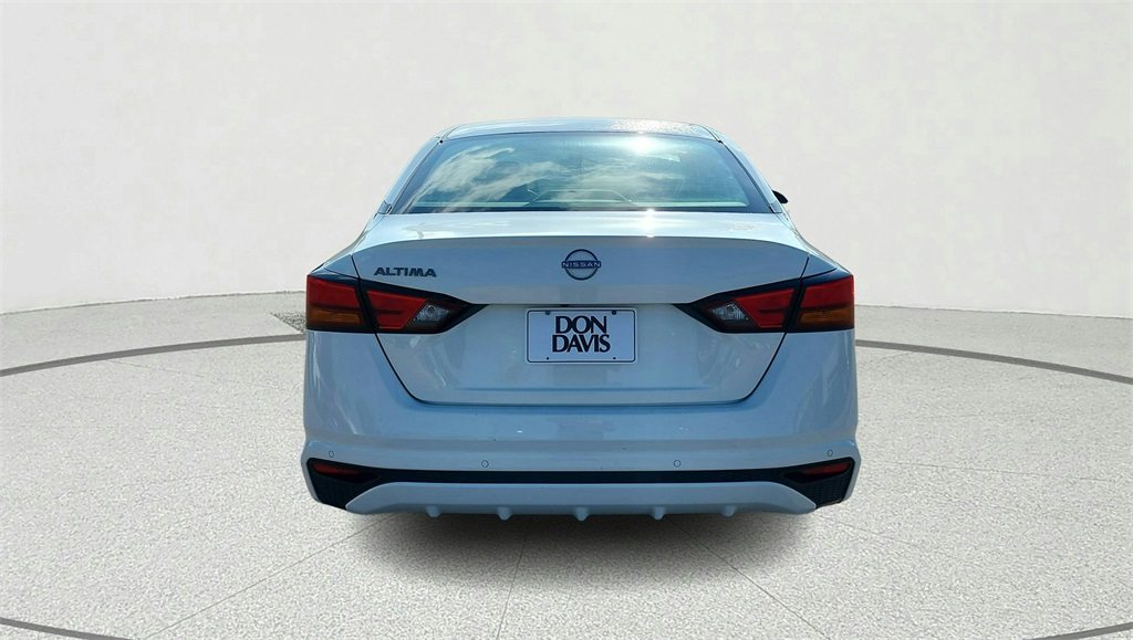2024 Nissan Altima