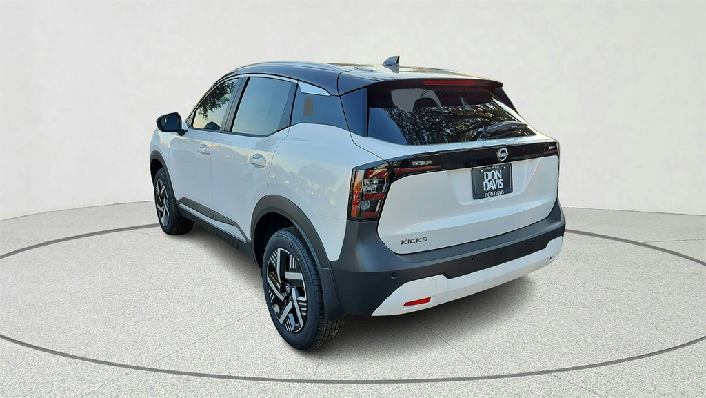 2026 Nissan Kicks