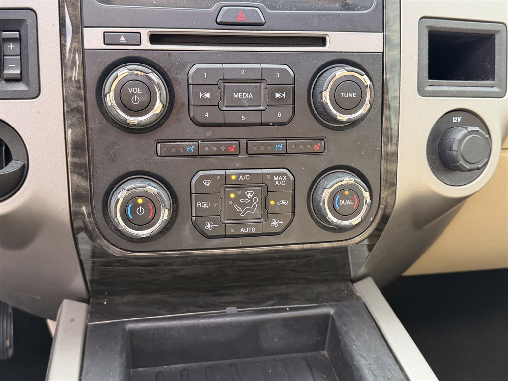 2015 Ford Expedition Limited White at Bravo Nissan