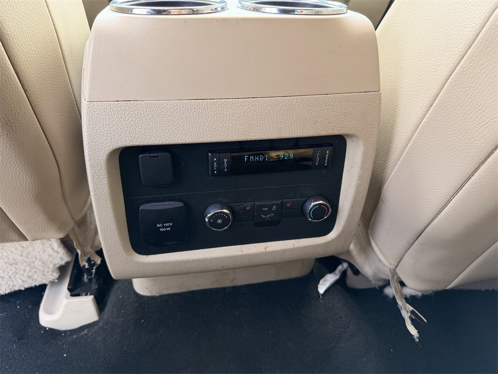 2015 Ford Expedition Limited White at Bravo Nissan