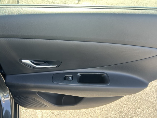 HyundaiElantra Hybrid5