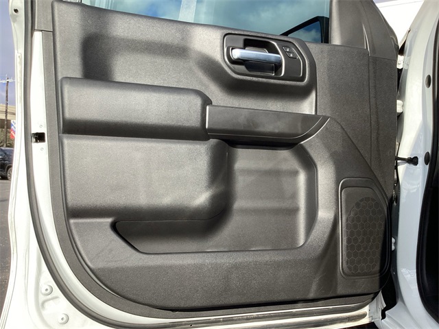 Used Car 2021 Chevrolet Silverado 1500  Custom Trail Boss For Sale Under $35,000 In San Antonio, Texas