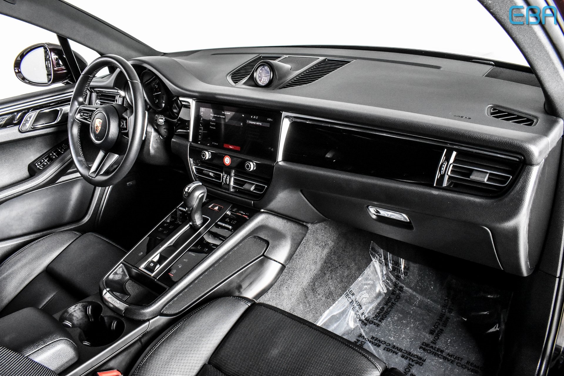 2024 Porsche Macan Base photo 23
