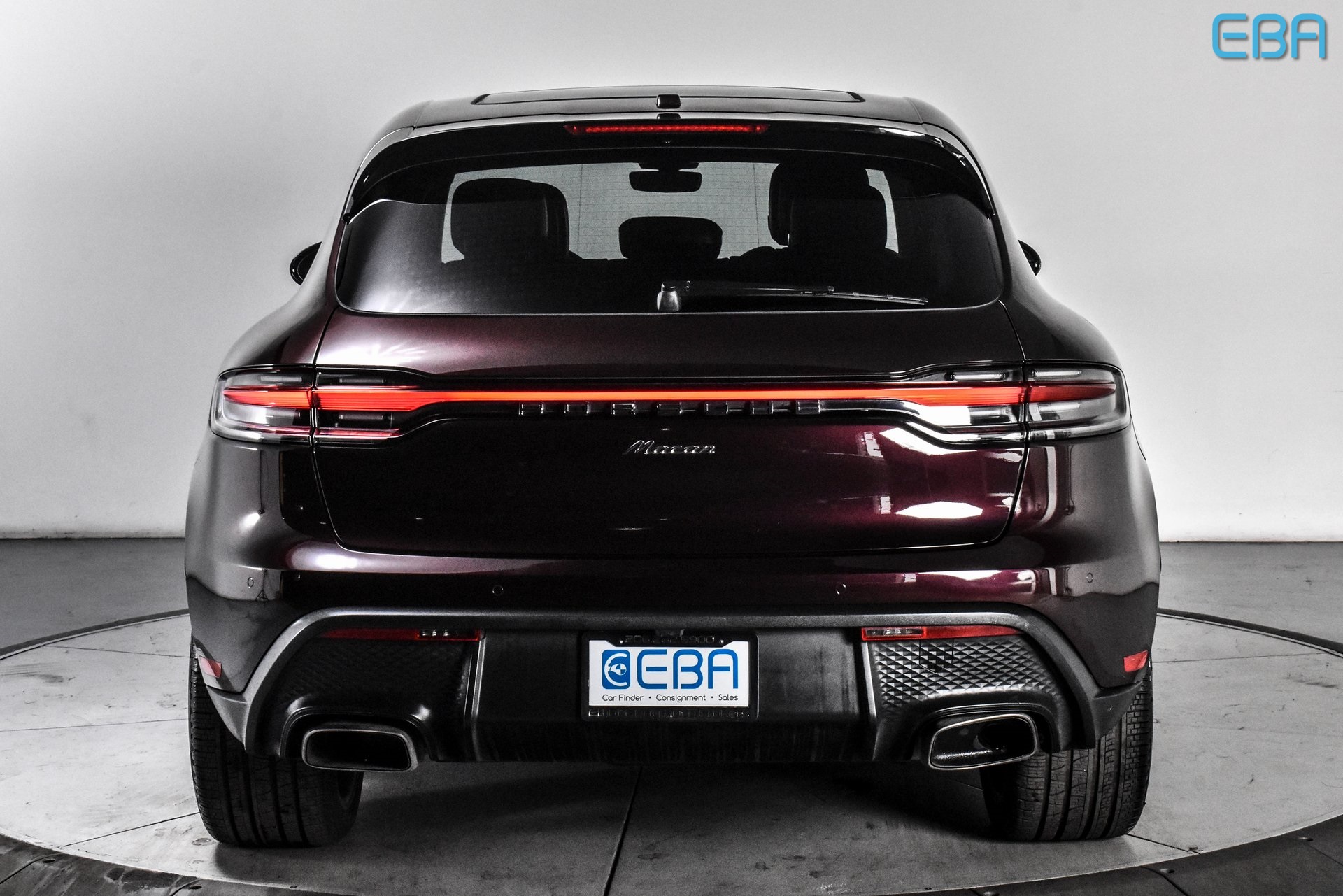 2024 Porsche Macan Base photo 5