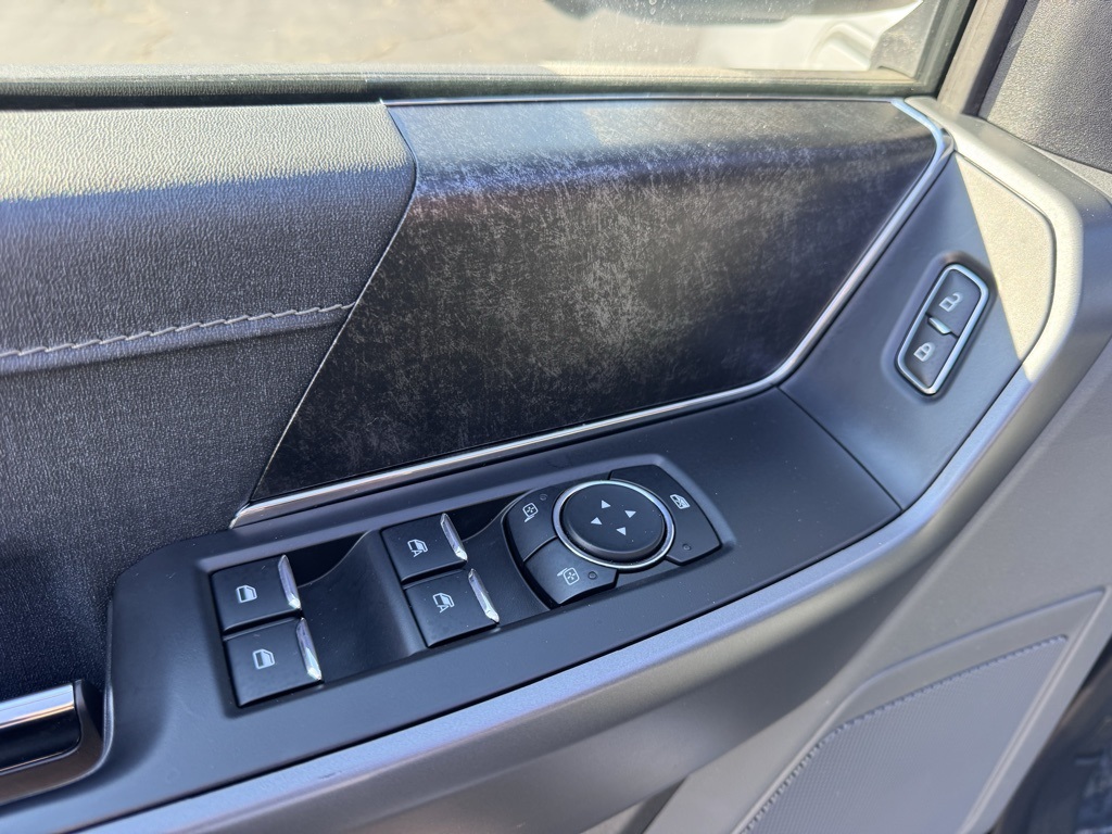 FordF-150 Lightning22