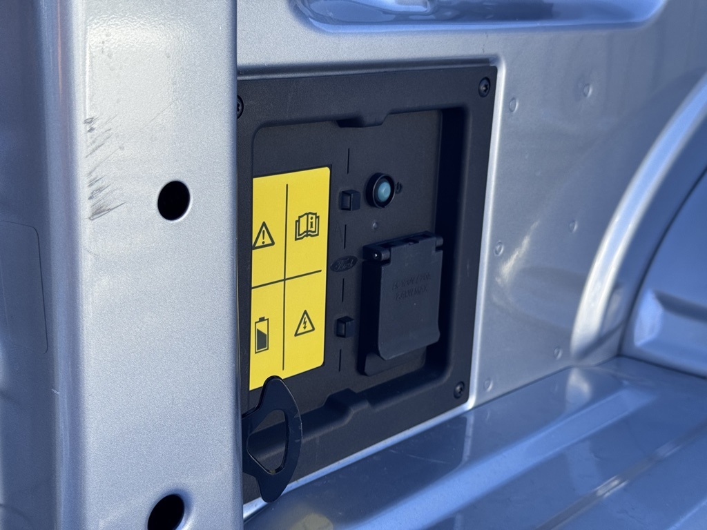 FordF-150 Lightning42