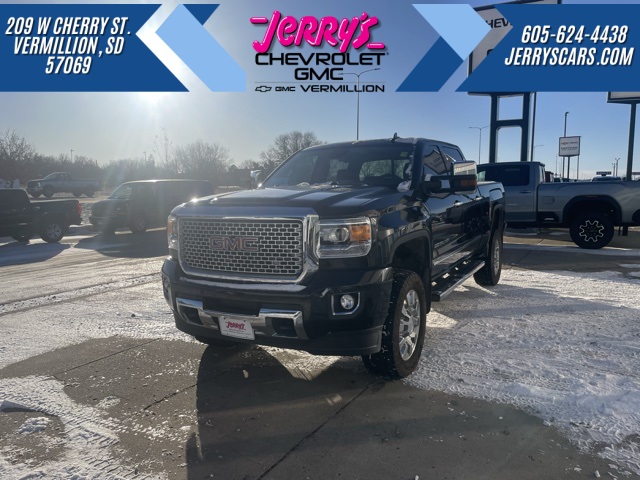 2015 GMC Sierra 2500HD Denali Crew Cab SB 4WD