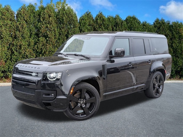 2024 Land Rover Defender 130 P400 X-Dynamic SE AWD