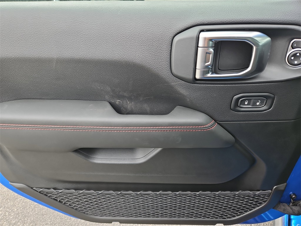 2025 Jeep Wrangler Rubicon - 6