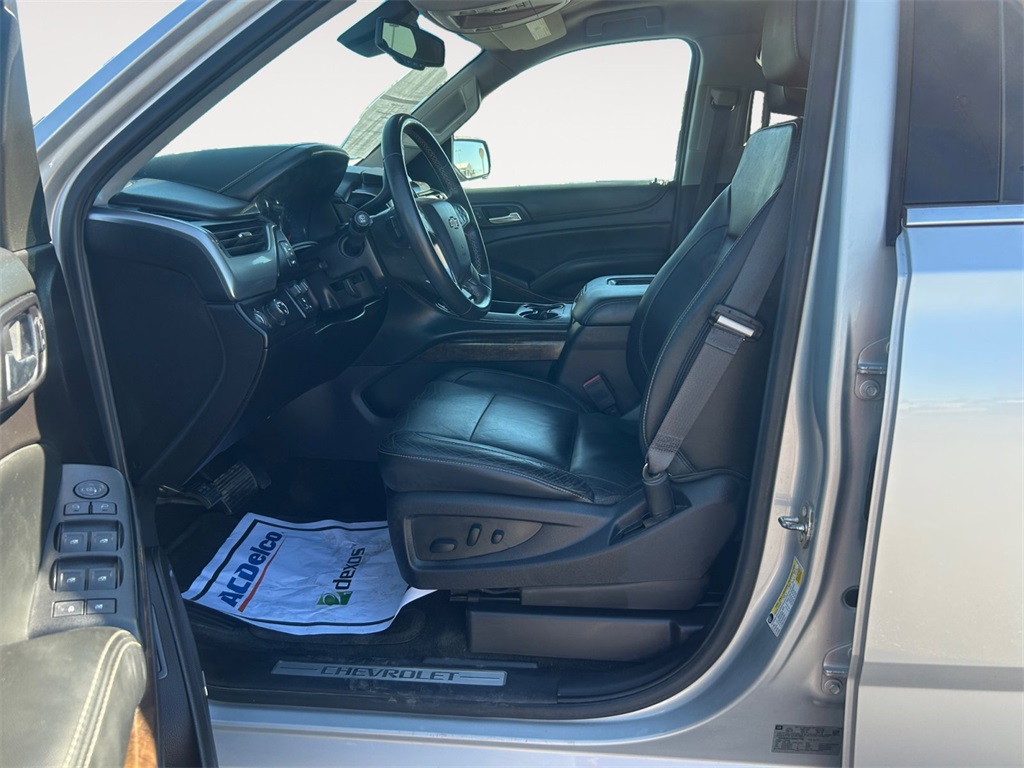 Used Car 2016 Chevrolet Tahoe  Lt For Sale Under $20,000 In Floresville, Texas