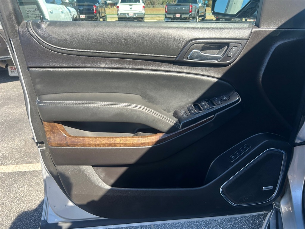 Used Car 2016 Chevrolet Tahoe  Lt For Sale Under $20,000 In Floresville, Texas