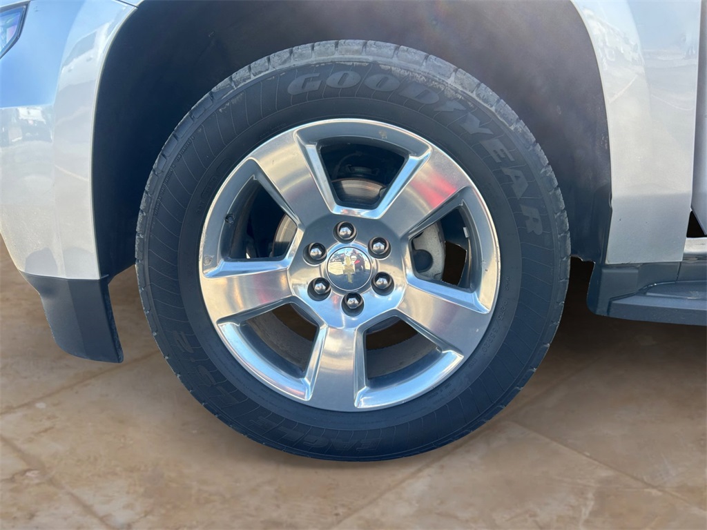 Used Car 2016 Chevrolet Tahoe  Lt For Sale Under $20,000 In Floresville, Texas