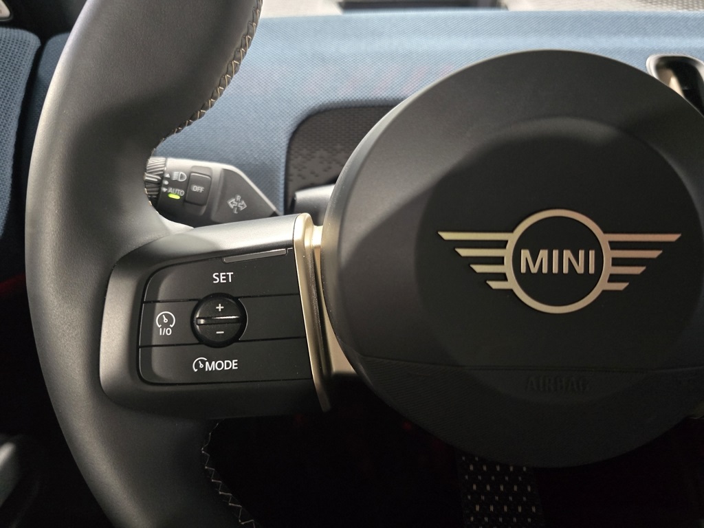 Thumbnail: 2025 MINI Cooper Countryman - 16