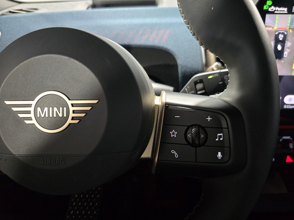 Thumbnail: 2025 MINI Cooper Countryman - 17