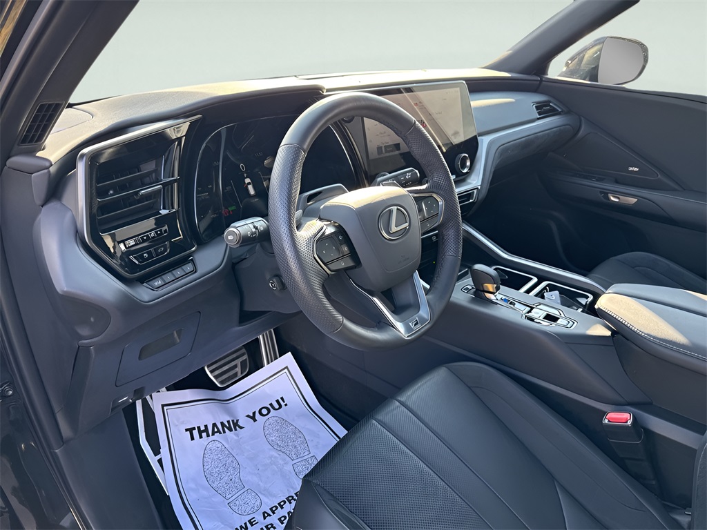 2025 Lexus TX