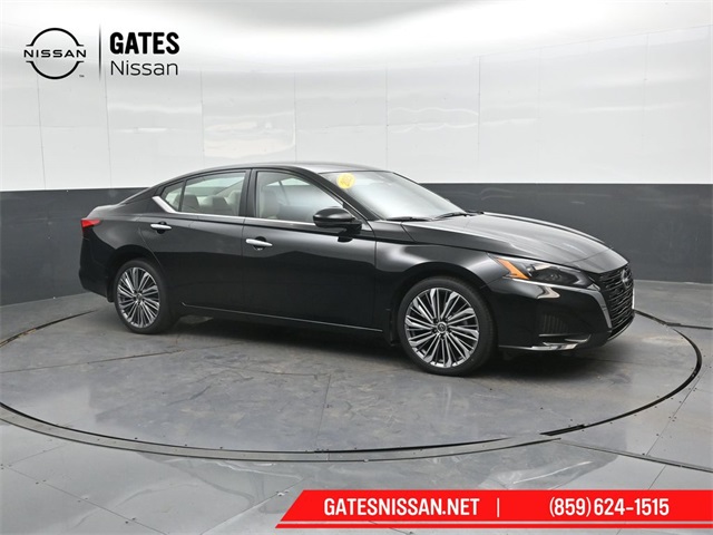 2025 Nissan Altima 2.5 SL FWD