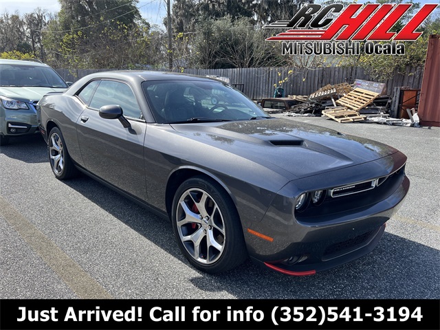 2016 Dodge Challenger SXT