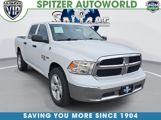 2022 RAM 1500 Classic SLT Crew Cab 4WD