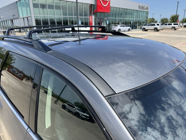 2025 Nissan Pathfinder SV photo 6