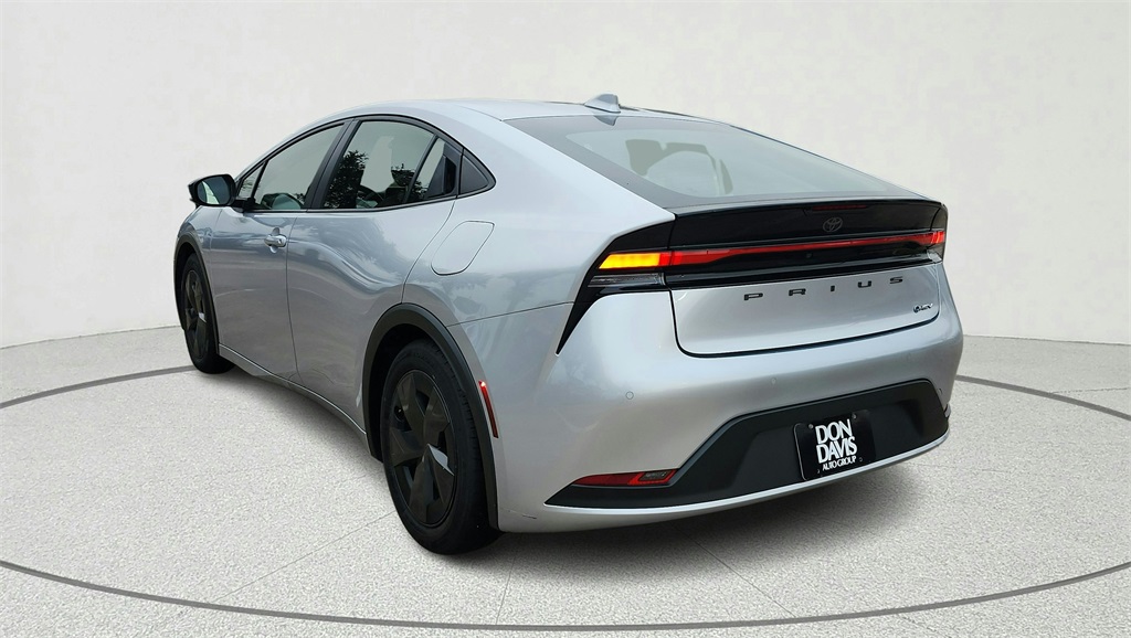 2024 Toyota Prius
