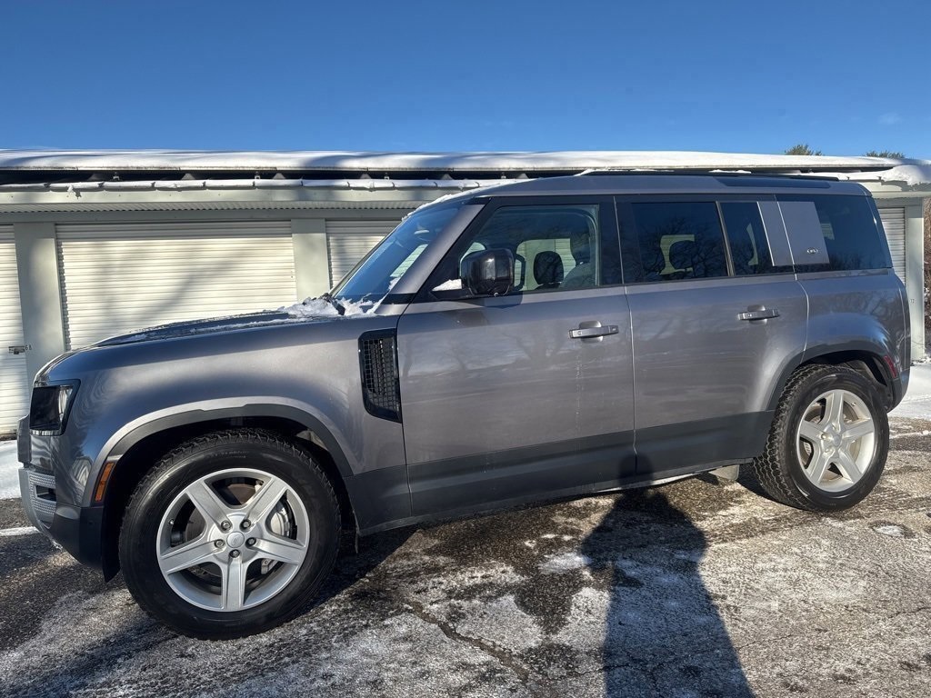2020 Land Rover Defender 110 SE AWD