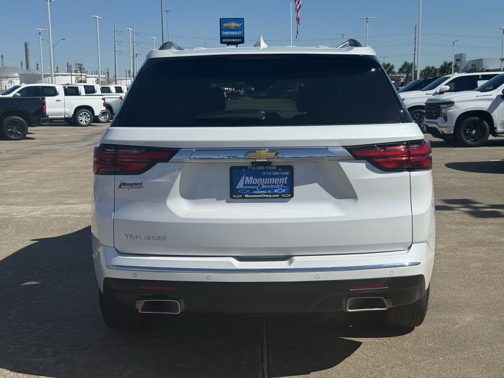 2023 Chevrolet Traverse High Country - 11