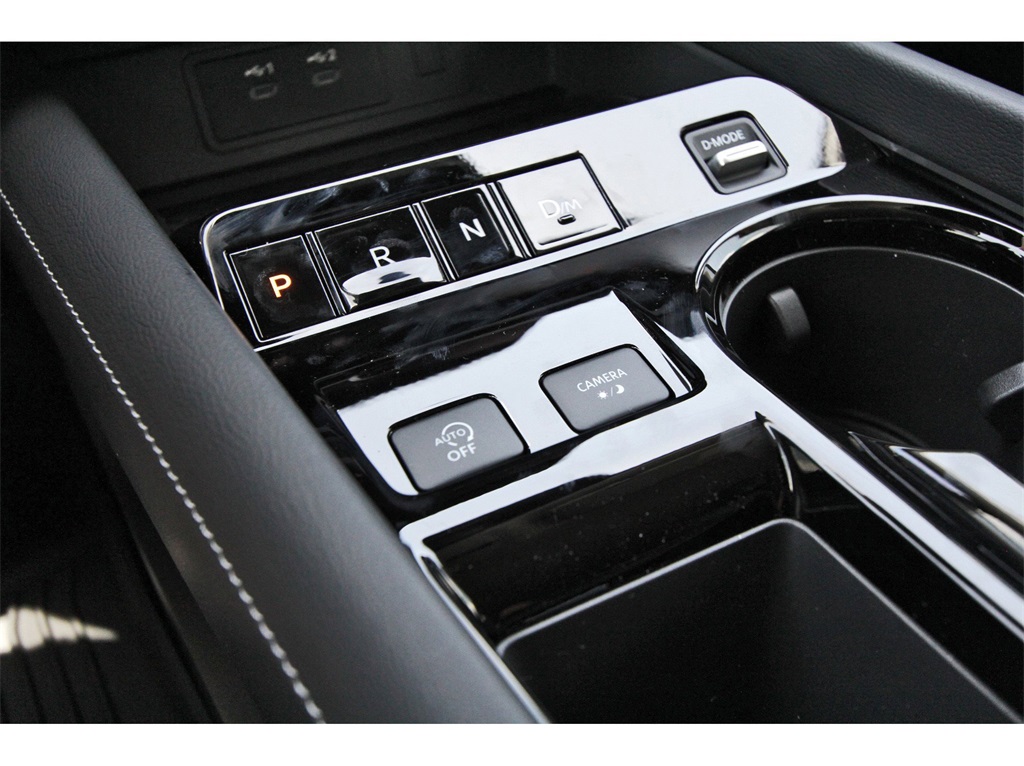 2025 Nissan Murano SV White at Central Houston Nissan