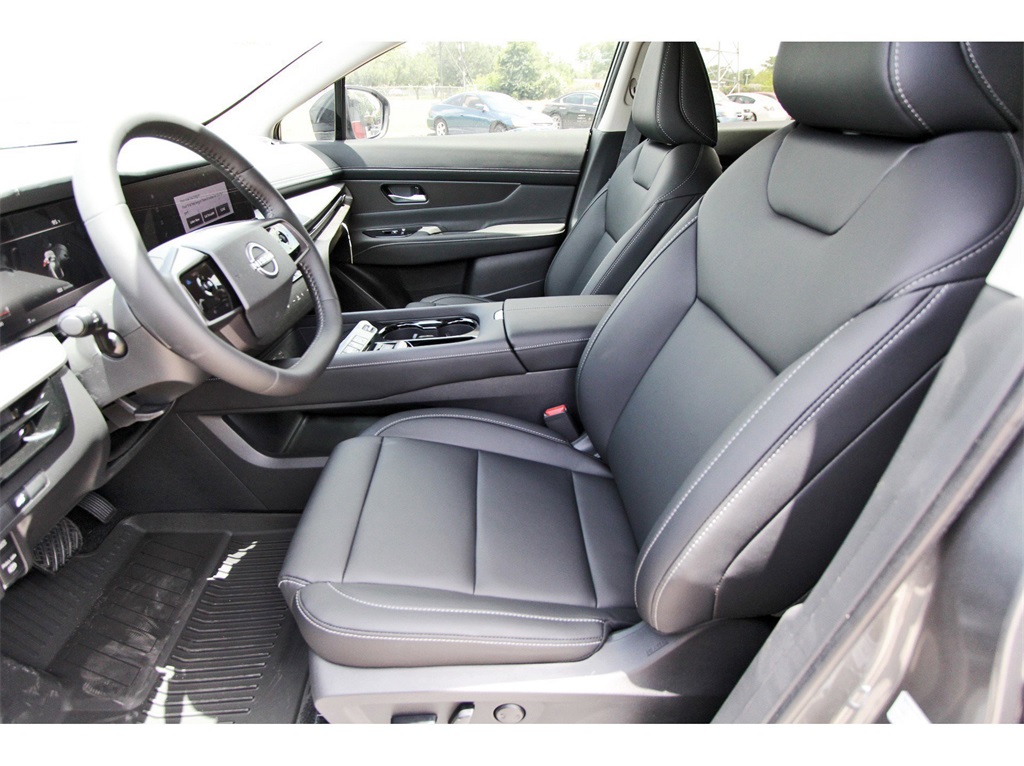 2025 Nissan Murano SV White at Central Houston Nissan