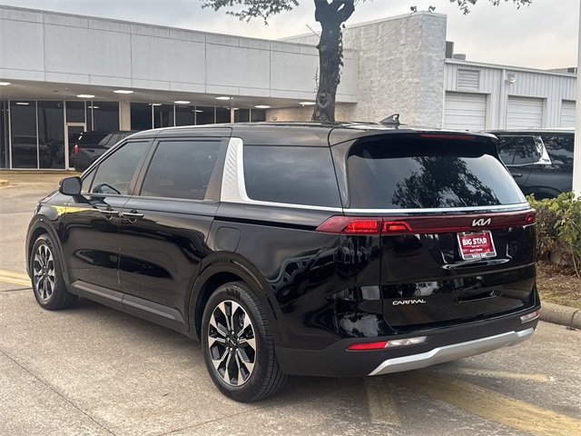 2024 Kia Carnival EX Black at Parkway Family Mazda