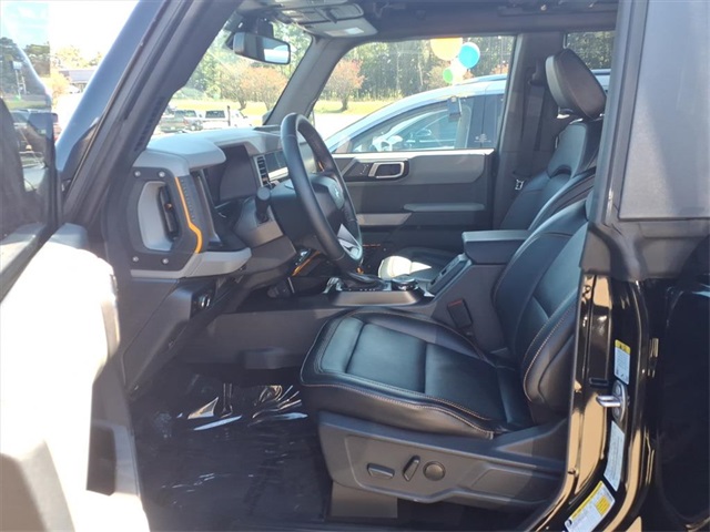 2023 Ford Bronco Badlands photo 17