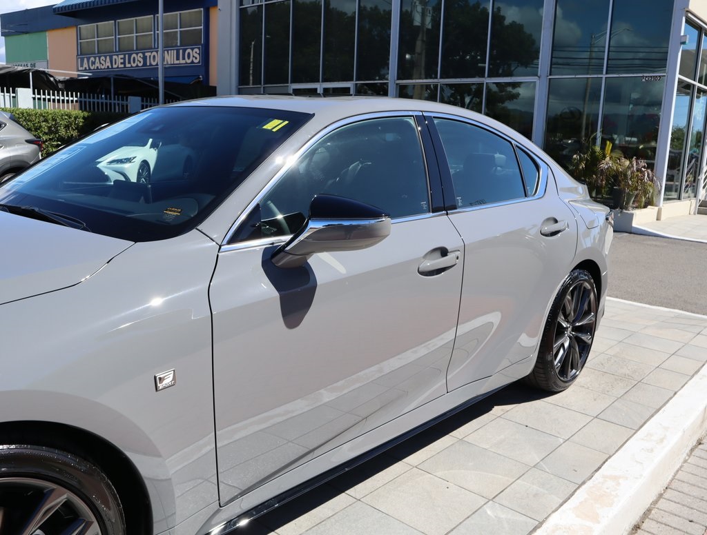 Thumbnail: 2025 Lexus IS - 11