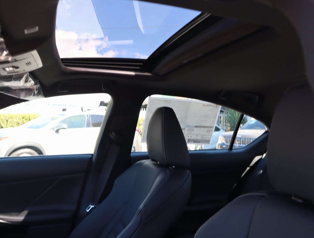 Thumbnail: 2025 Lexus IS - 15