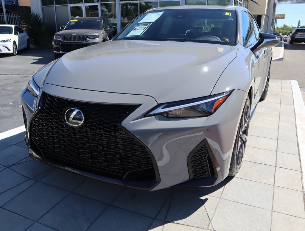 Thumbnail: 2025 Lexus IS - 22