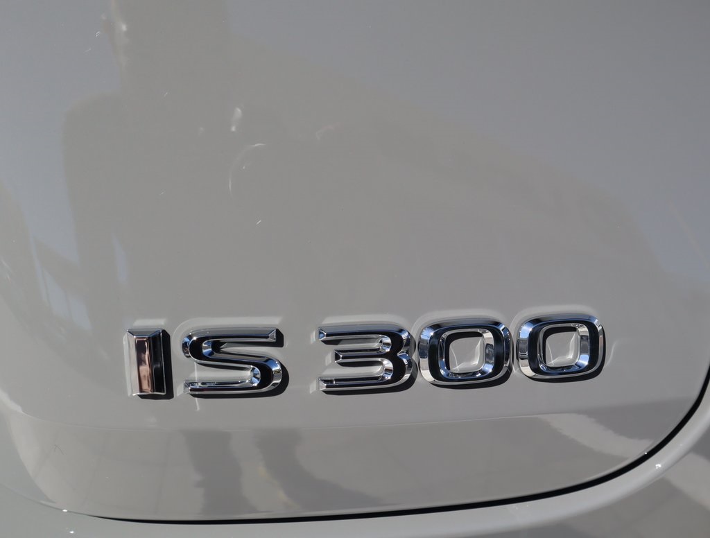 Thumbnail: 2025 Lexus IS - 25