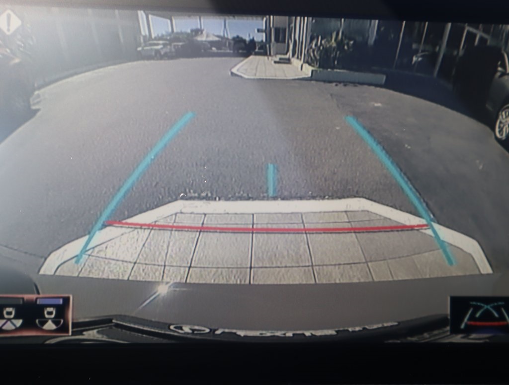 Thumbnail: 2025 Lexus IS - 32