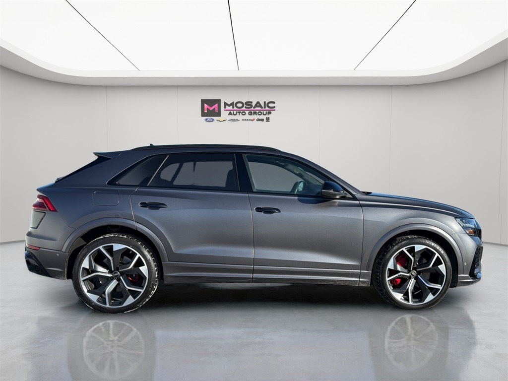 2022 Audi RS Q8