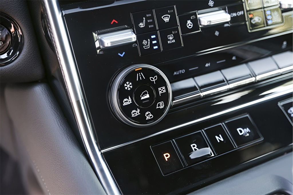 Used Car 2025 Nissan Armada  Platinum Reserve For Sale Under $80,000 In Austin, Texas
