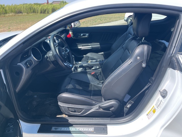 2022 Ford Mustang EcoBoost Premium photo 4