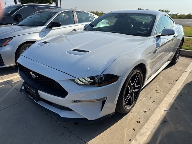 2022 Ford Mustang EcoBoost Premium photo 7