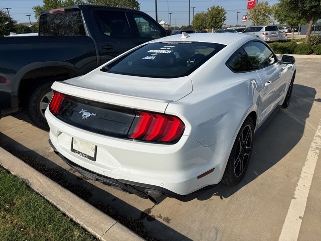 2022 Ford Mustang EcoBoost Premium photo 8