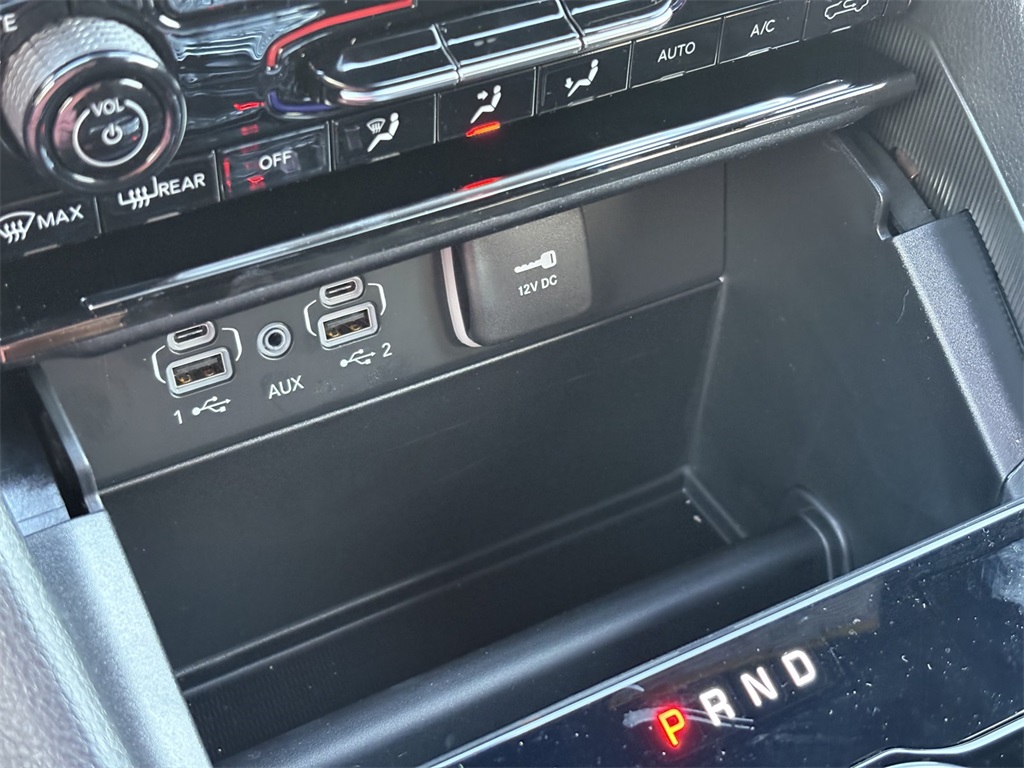 New Car 2025 Jeep Grand Cherokee L  Laredo For Sale Under $40,000 In San Marcos, Texas