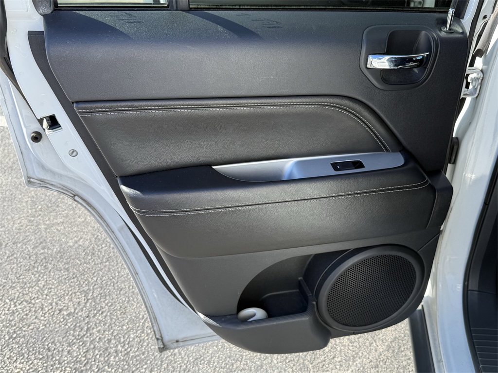 2016 Jeep Compass Latitude White at Martin Chrysler Dodge Jeep Ram